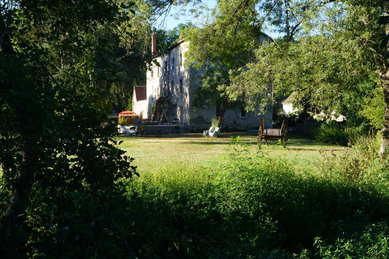 Le Moulin De Moquesouris - Chambres D'Hotes Et Table D'Hote Nazelles-Negron Exterior foto