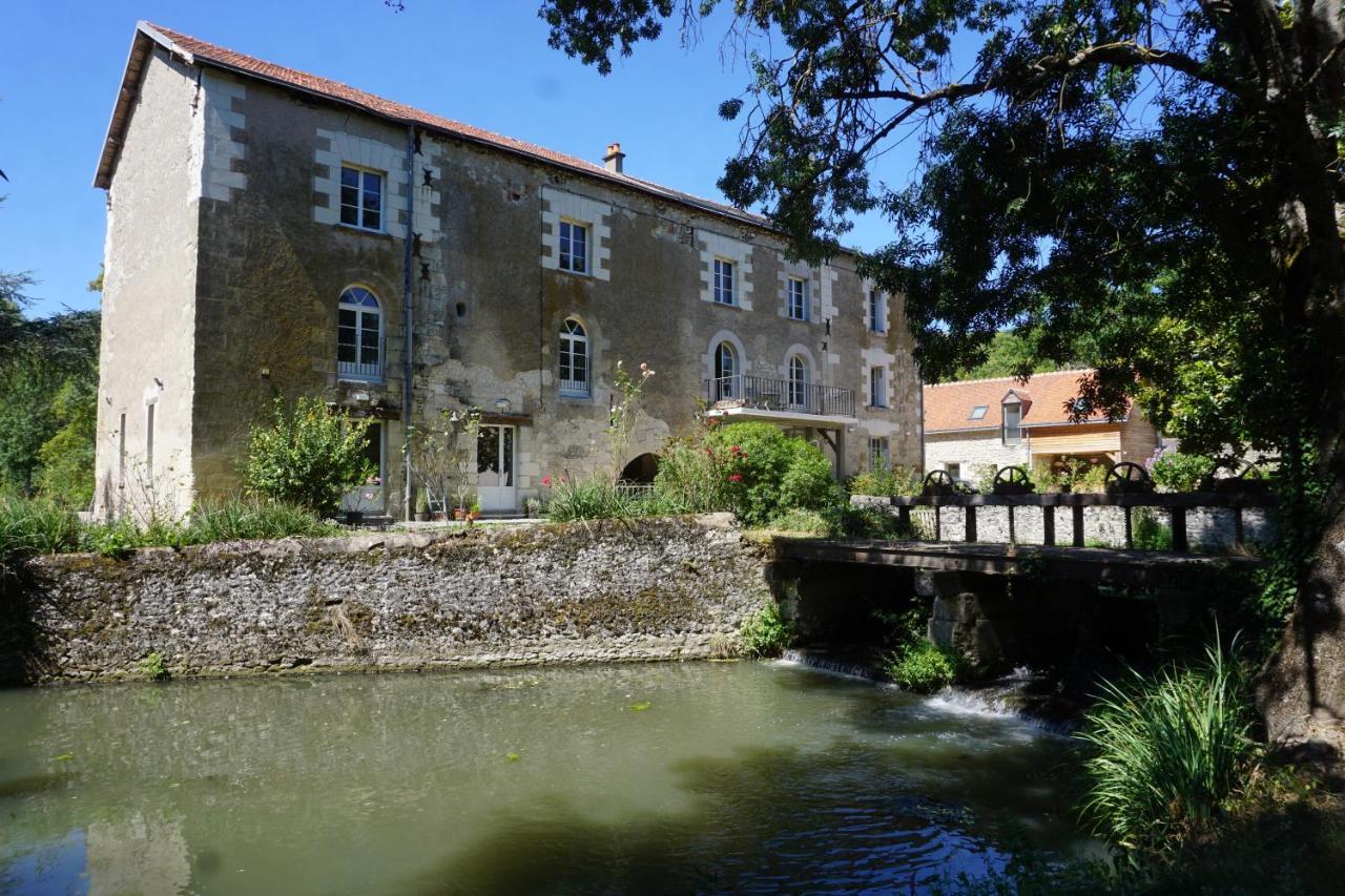 Le Moulin De Moquesouris - Chambres D'Hotes Et Table D'Hote Nazelles-Negron Exterior foto